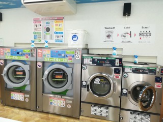 マンマチャオ緑園都市店 店内
